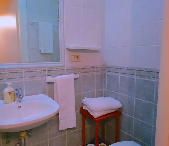 Oda ve Kahvaltı A Le Tue Vacanze Roma